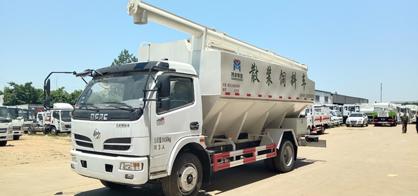 東風國六福瑞卡云內170馬力(17方)散裝飼料運輸車
