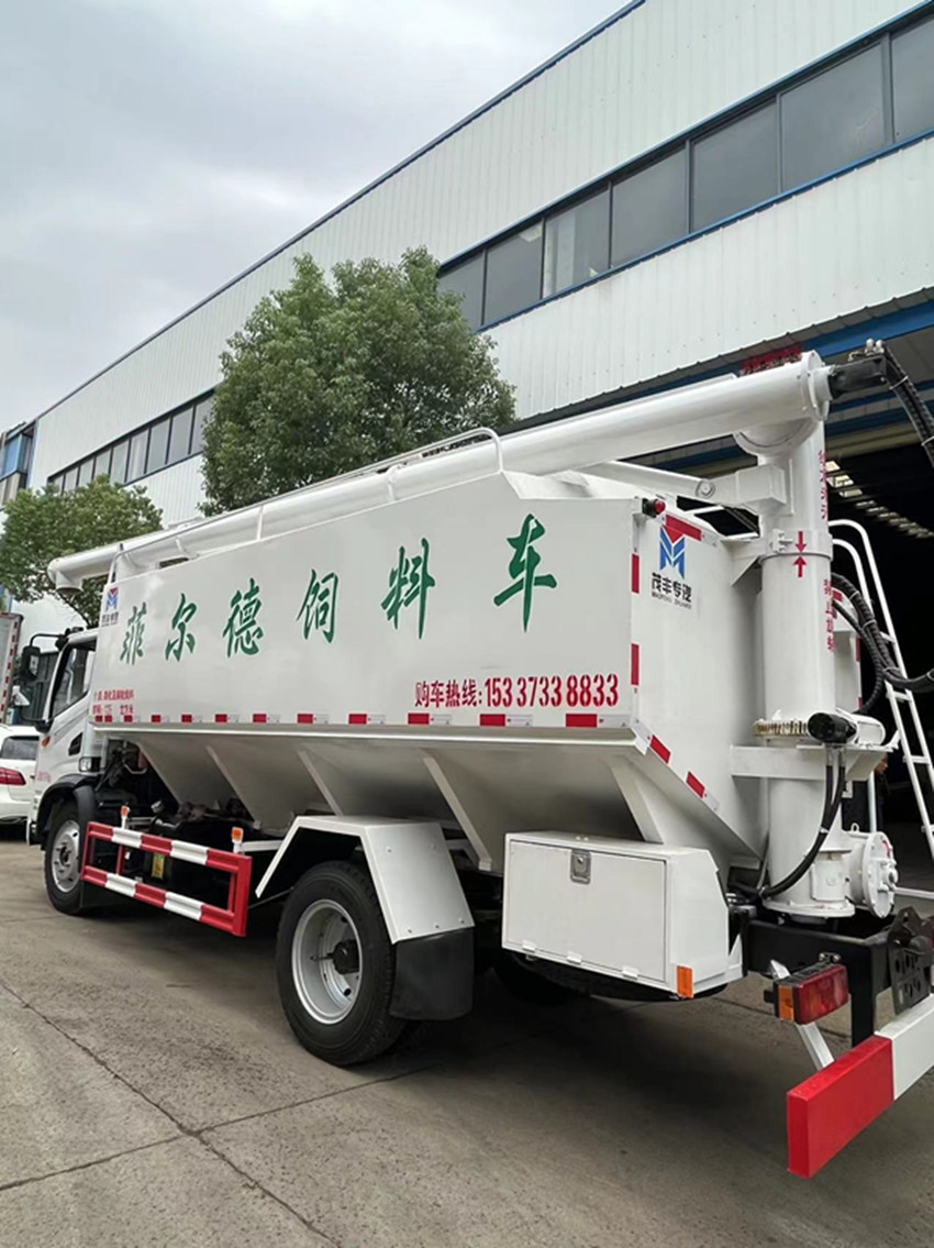 東風華神T3散裝飼料運輸車